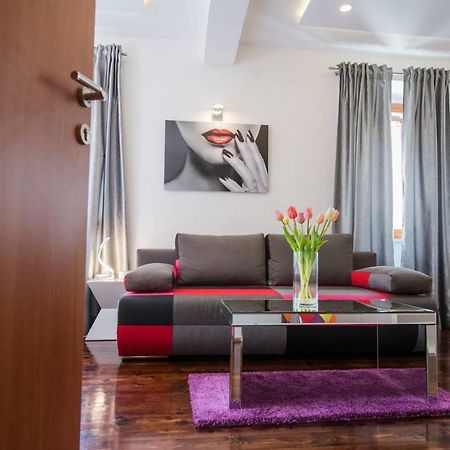Studio Apartment Lena Kastela Luaran gambar